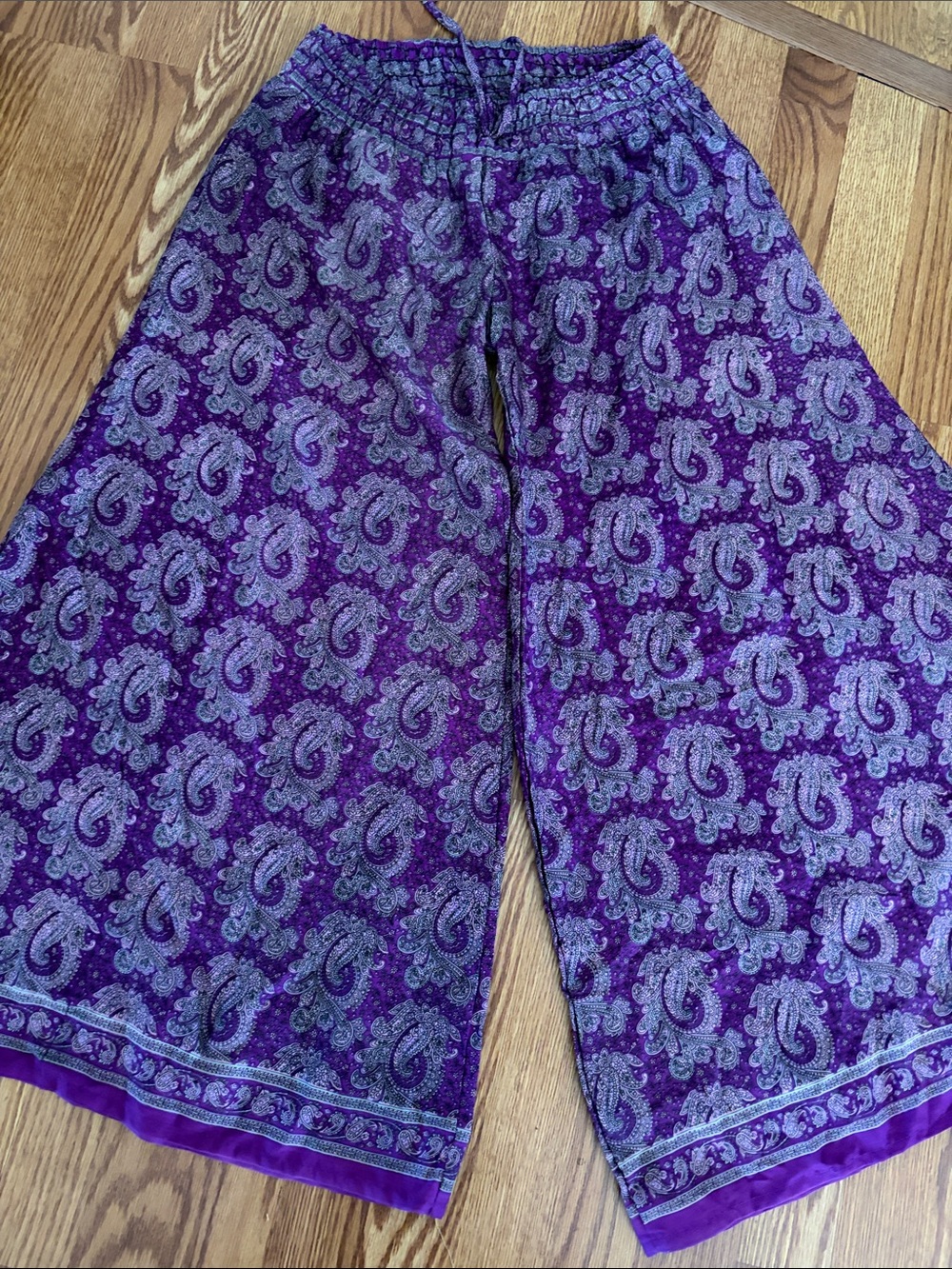 Women’s Purple Paisley Wide-Leg Lounge Pants